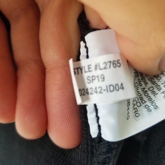 Madewell Texture and Thread Black Button Front Tank - Picture 7 of 8